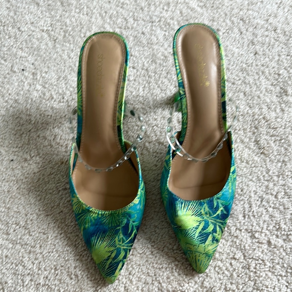 Tropical Pointed Toe Mule with Rhinestones